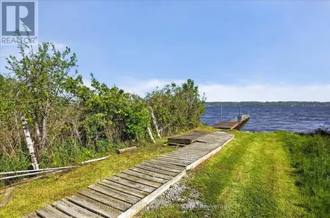 688 North Shore Drive East Otonabee-south Monaghan ON K0L 1B0