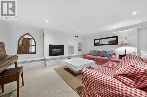 768 Glasgow Street Kitchener ON N2M 2N8