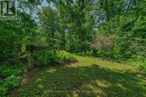 768 Glasgow Street Kitchener ON N2M 2N8