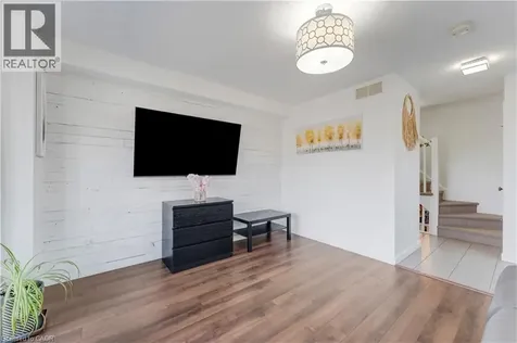 487 East Avenue Kitchener ON N2H 0A8