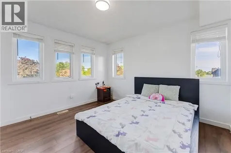 487 East Avenue Kitchener ON N2H 0A8