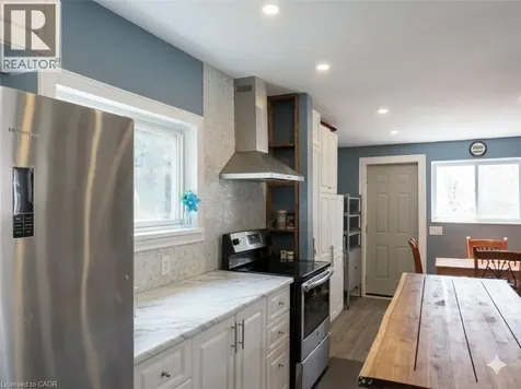 54 Edinburgh Avenue Hamilton ON L8H 2C5