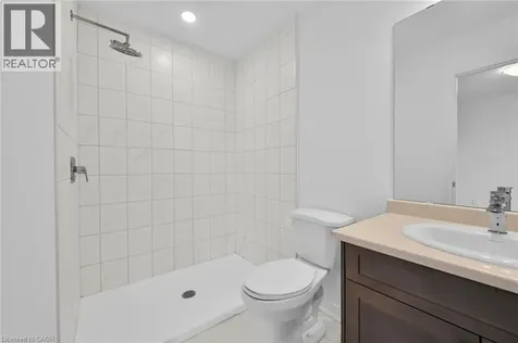 120 Court Drive Paris ON N3L 0N2