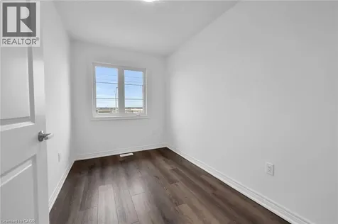 120 Court Drive Paris ON N3L 0N2