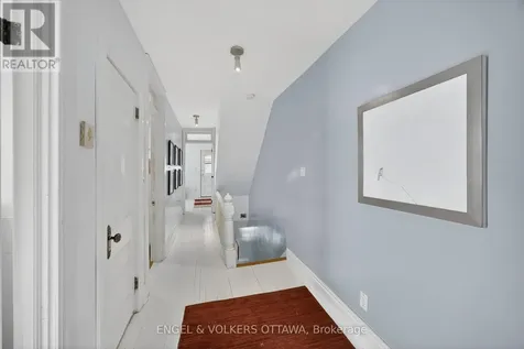 99 Goulburn Avenue Ottawa ON K1N 8C9
