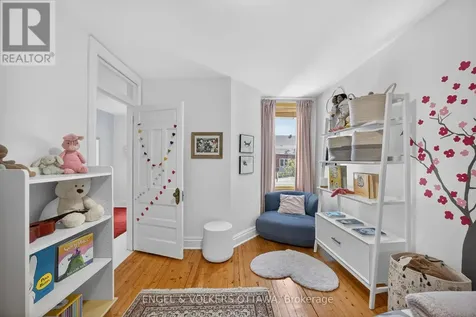 99 Goulburn Avenue Ottawa ON K1N 8C9