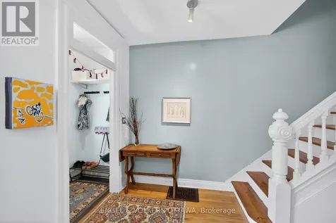 99 Goulburn Avenue Ottawa ON K1N 8C9