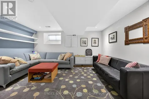 99 Goulburn Avenue Ottawa ON K1N 8C9