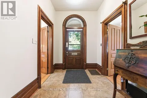 241 John Street North Arnprior ON K7S 2P3