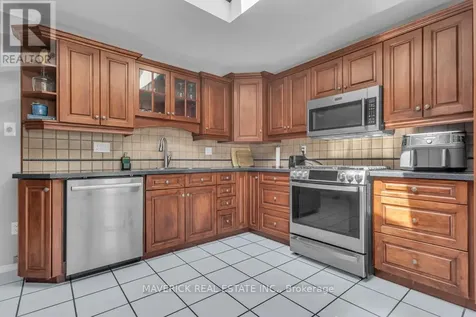 6 Bonnie Place St. Thomas ON N5R 5W3