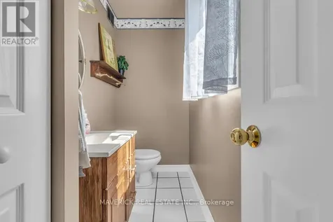 6 Bonnie Place St. Thomas ON N5R 5W3