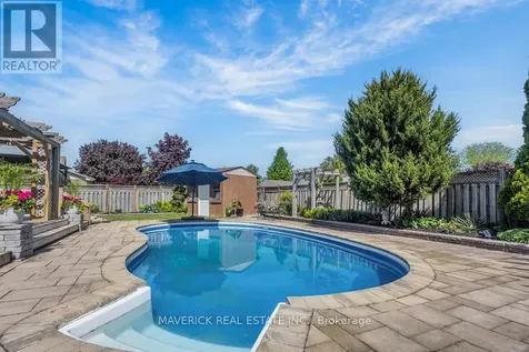 6 Bonnie Place St. Thomas ON N5R 5W3