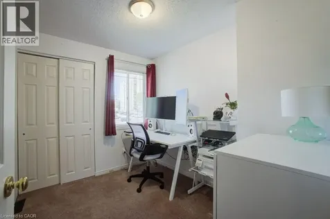 1085 Queens Boulevard Kitchener ON N2M 1B9