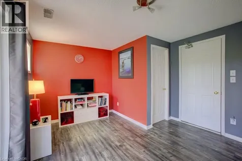 1085 Queens Boulevard Kitchener ON N2M 1B9