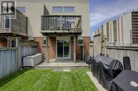 1085 Queens Boulevard Kitchener ON N2M 1B9