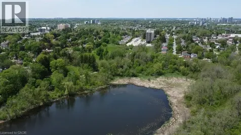 1085 Queens Boulevard Kitchener ON N2M 1B9