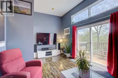 1085 Queens Boulevard Kitchener ON N2M 1B9
