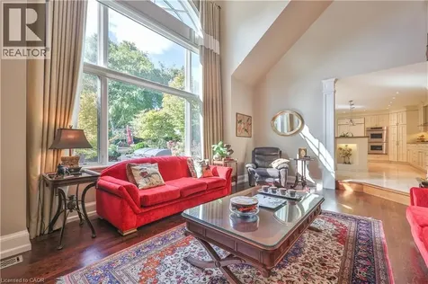 342 Pomona Avenue Burlington ON L7N 1T5