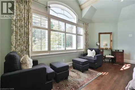 342 Pomona Avenue Burlington ON L7N 1T5