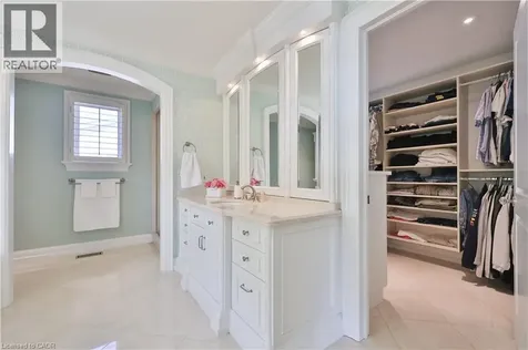 342 Pomona Avenue Burlington ON L7N 1T5