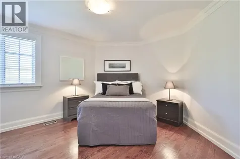 342 Pomona Avenue Burlington ON L7N 1T5
