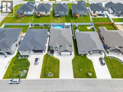 206 Bartlett Road Amherstburg ON N9V 0G8