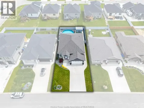 206 Bartlett Road Amherstburg ON N9V 0G8