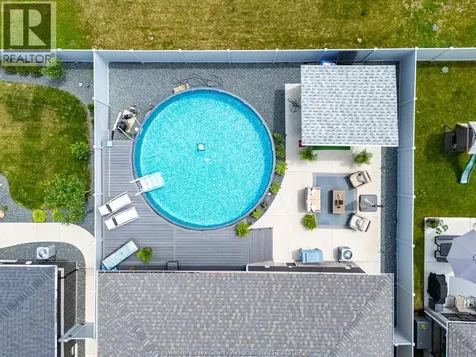206 Bartlett Road Amherstburg ON N9V 0G8