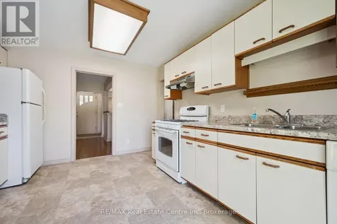 8 Harcourt Drive Guelph (dovercliffe Park/old University) ON N1G 1J6