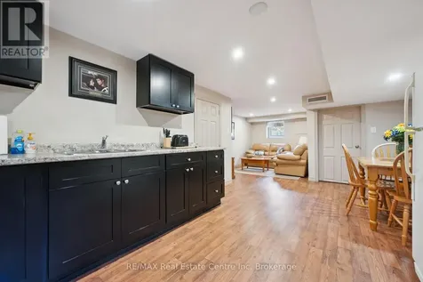 8 Harcourt Drive Guelph (dovercliffe Park/old University) ON N1G 1J6