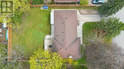 8 Harcourt Drive Guelph (dovercliffe Park/old University) ON N1G 1J6