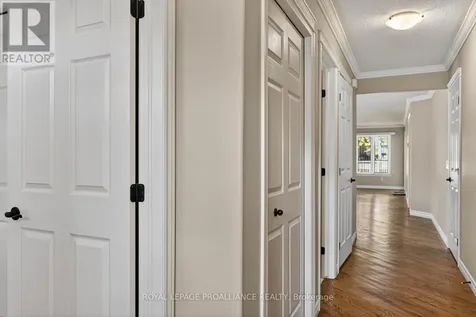 157 Steacy Gardens East Brockville ON K6V 0B5