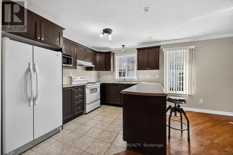 157 Steacy Gardens East Brockville ON K6V 0B5