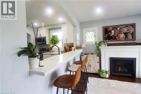 1429 Highway No 8 Stoney Creek ON L8E 5K8
