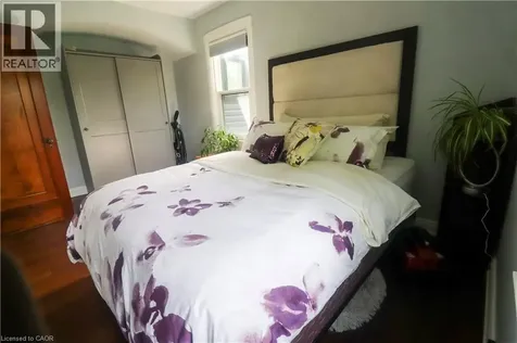 1429 Highway No 8 Stoney Creek ON L8E 5K8