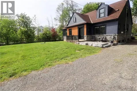 1429 Highway No 8 Stoney Creek ON L8E 5K8