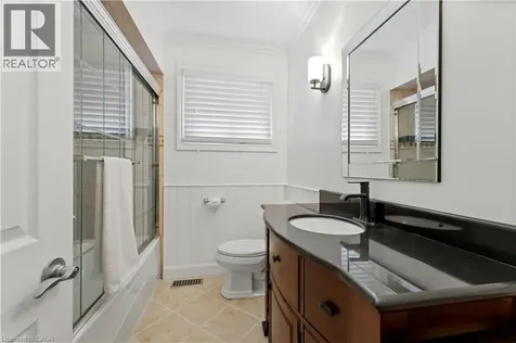 225 Berko Avenue Hamilton ON L8V 2R6