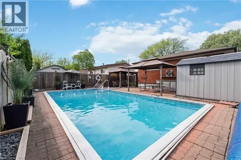 225 Berko Avenue Hamilton ON L8V 2R6
