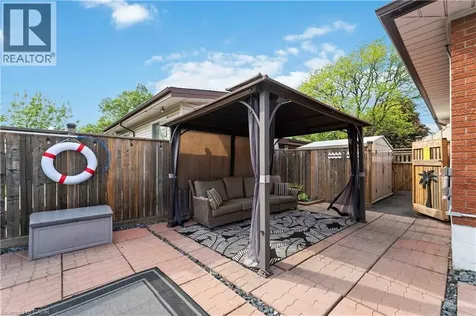 225 Berko Avenue Hamilton ON L8V 2R6