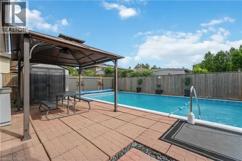 225 Berko Avenue Hamilton ON L8V 2R6