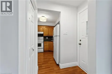 225 Berko Avenue Hamilton ON L8V 2R6