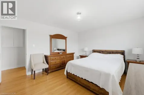 68 Nugent Drive Hamilton ON L8H 2M8