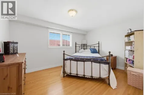 68 Nugent Drive Hamilton ON L8H 2M8