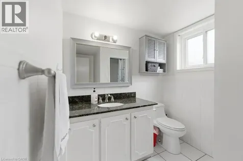 68 Nugent Drive Hamilton ON L8H 2M8