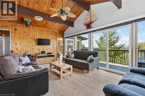 29 Ginn-beach Drive The Archipelago ON P0G 1G0