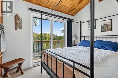 29 Ginn-beach Drive The Archipelago ON P0G 1G0