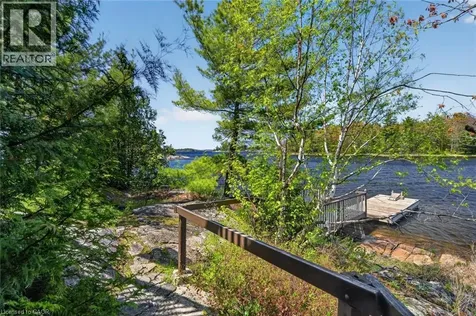 29 Ginn-beach Drive The Archipelago ON P0G 1G0