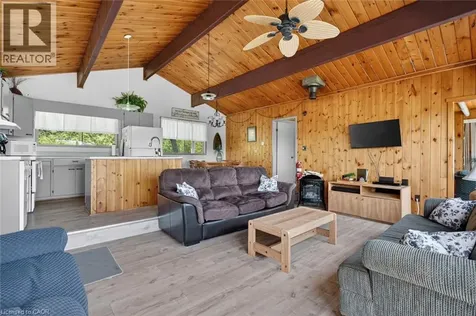 29 Ginn-beach Drive The Archipelago ON P0G 1G0