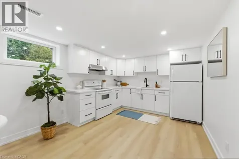 173 West 19th Street Hamilton ON L9C 4H9