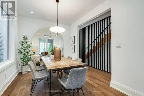 54 Sproat Avenue Toronto (south Riverdale) ON M4M 1W4